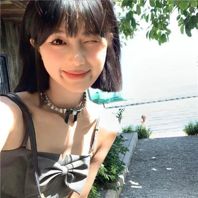 我的差评女友